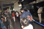 Akshay Kumar leave for Dubai on 7th Nov 2012 (10).JPG